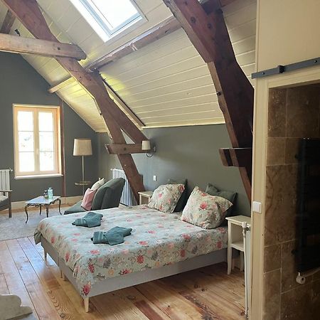 Bed and Breakfast Moulin De Maupoy Saint-Symphorien-de-Marmagne Exterior foto
