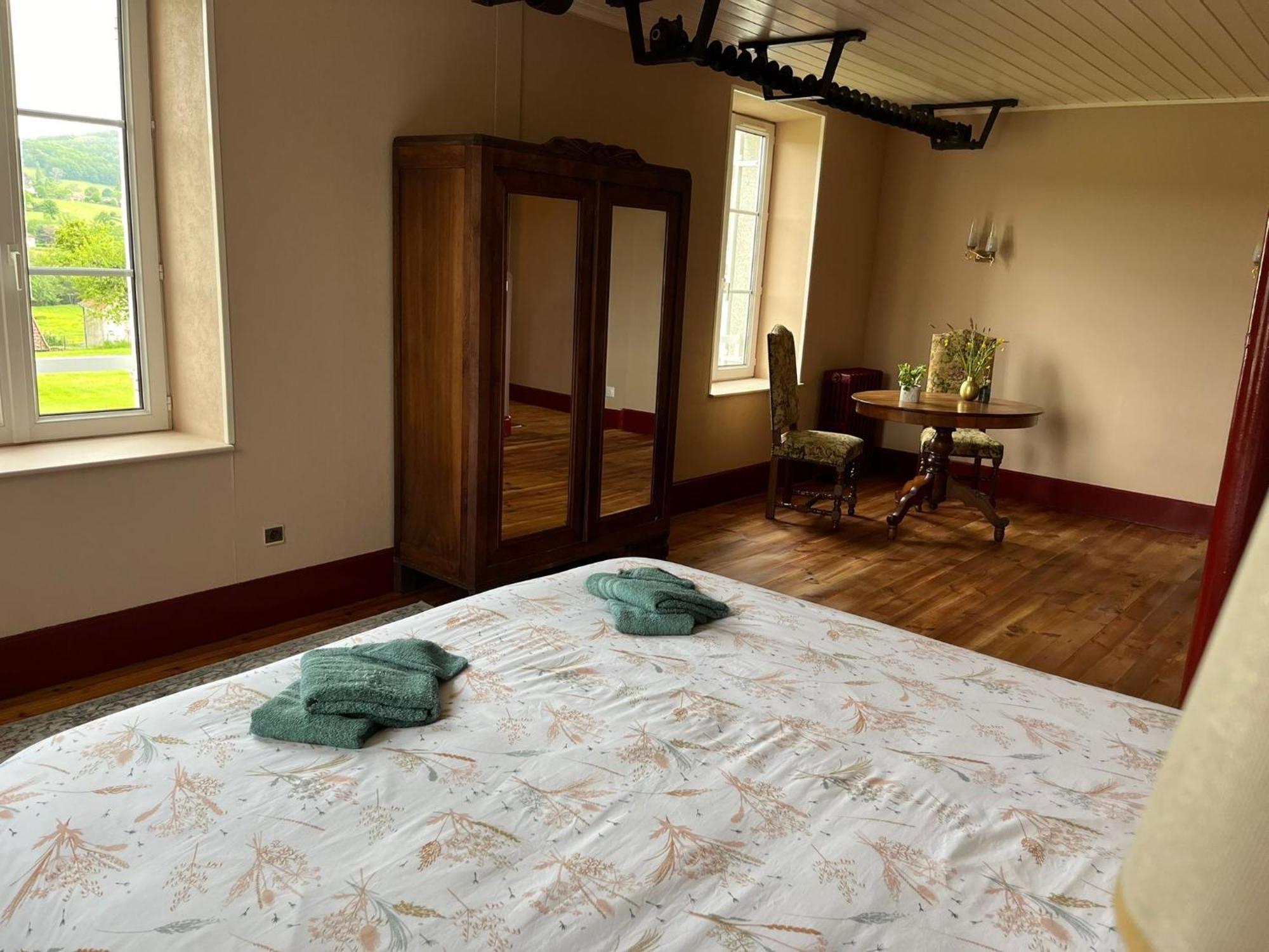 Bed and Breakfast Moulin De Maupoy Saint-Symphorien-de-Marmagne Exterior foto